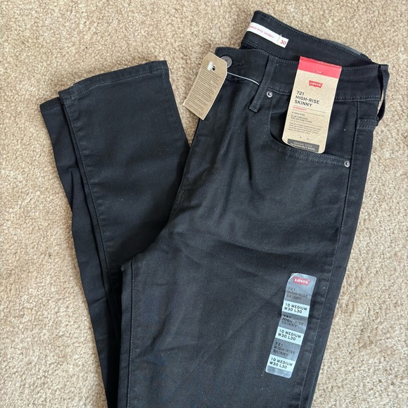 Levi’s  721 High Raise Skinny Jeans - Picture 6 of 15